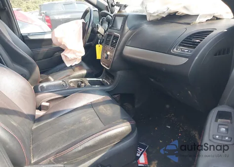 2018 Dodge Grand Caravan Gt from USA, damaged, VIN 2C4RDGEGXJR147167